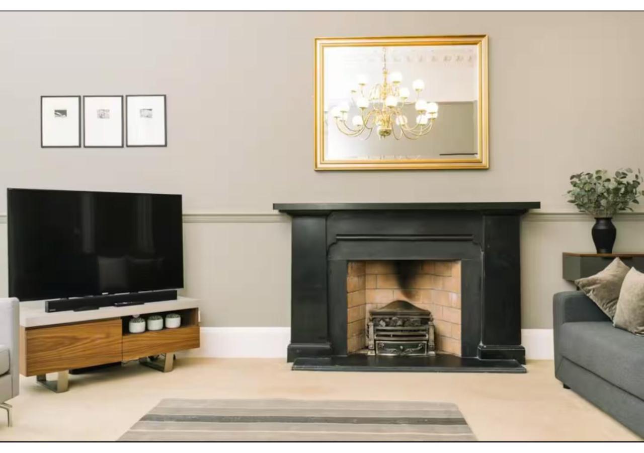 Joivy Palmerston Place Residence - Luxury City Centre Apt With Private Parking Edimburgo Exterior foto