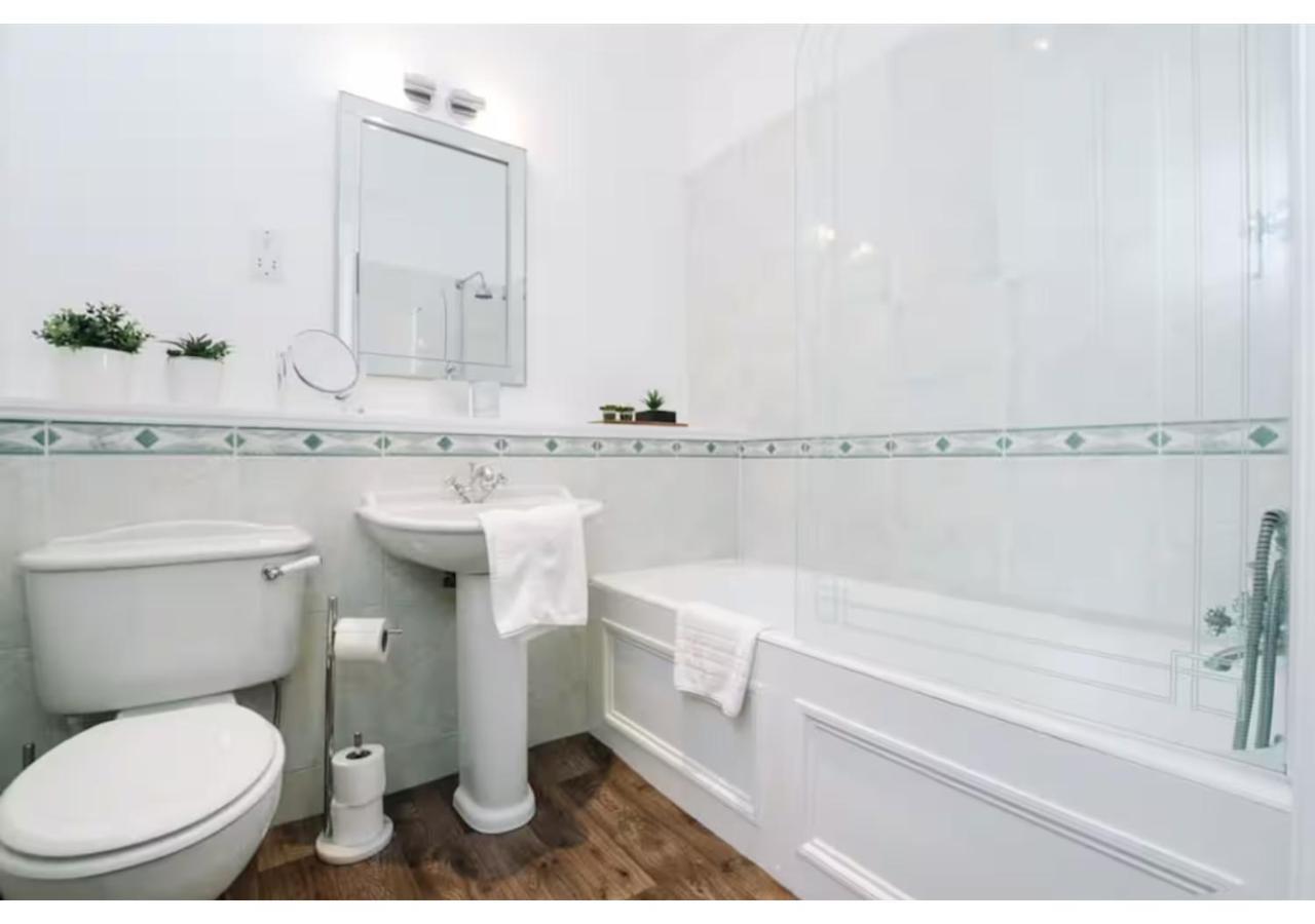 Joivy Palmerston Place Residence - Luxury City Centre Apt With Private Parking Edimburgo Exterior foto