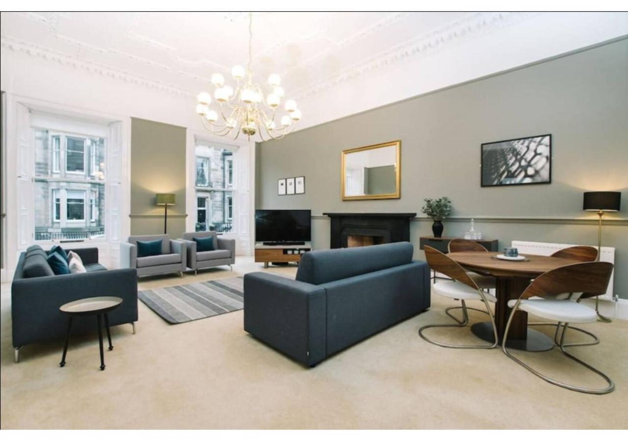 Joivy Palmerston Place Residence - Luxury City Centre Apt With Private Parking Edimburgo Exterior foto